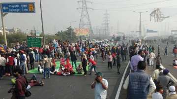 Bharat Bandh on September 27: Bank officers' union joins farmers' call for total shutdown