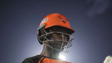 `Sherfane Rutherford to leave Sunrisers Hyderabad bio-bubble after father's demise