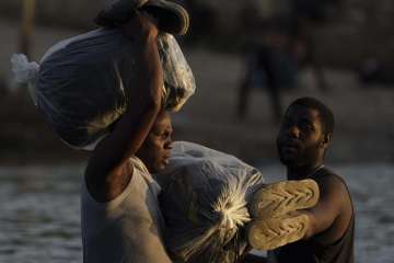 haitians at us border