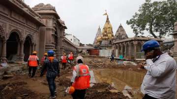 Atleast one dead, another injured during work of Vishwanath Corridor in Varanasi. (Representational image)