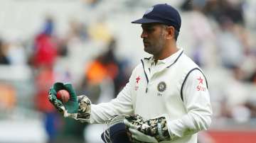 MS Dhoni's decision to retire from Tests was 'brave and selfless': Ravi Shastri