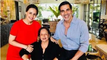 Akshay Kumar's mother passes away, actor pens emotional note