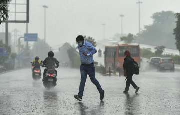 Rains, heavy rains, west bengal, bengal rains, rains forecast in bengal