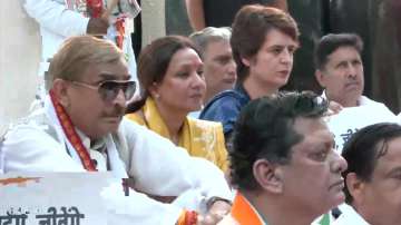 Priyanka Gandhi, other Congress leaders observe 'maun vrat' in Lucknow