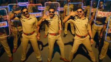 Akshay Kumar, Ajay Devgn, Ranveer Singh in Aila Re Ailaa song
