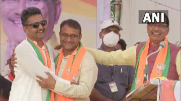 Congress MLA Sachin Birla joins BJP in Madhya Pradesh