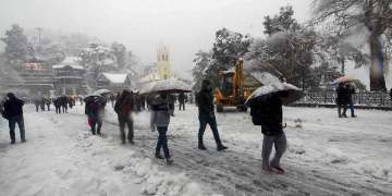 Jammu & Kashmir: 2 killed after being trapped in snow in Anantnag