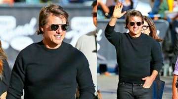 Tom Cruise learning to fly World War II plane for MI8
