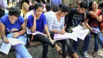 SC allows OCI candidates to appear in NEET counselling for UG, PG