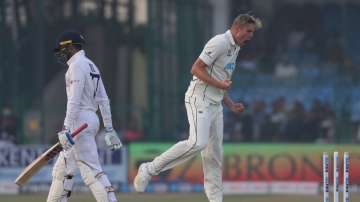 New Zealand bowler Jamieson celebrates after taking Shubman Gill's wicket during the first Test in K