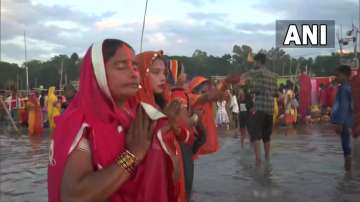 Chhath Puja 2021 LIVE Updates: Date, arghya time, puja vidhi, mantra, muhurat, day-wise schedule, si