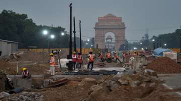 Pollution: SC re-imposes ban on construction in Delhi-NCR, asks states to pay affected workers