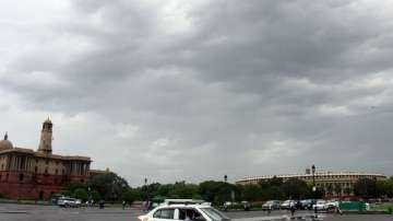 Cloudy sky, Delhi NCR, drizzling prediction in delhi ncr, latest weather news updates, national capi