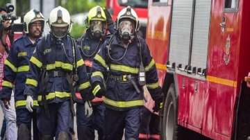 mumbai bandra building fire