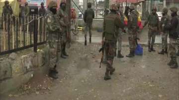 Srinagar: Terrorists fire on security forces at SKIMS Medical College Hospital