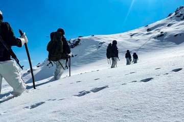 kashmir snowfall