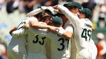 Australia celebrates after winning and retaining the Ashes after day three of the Third Test match.
