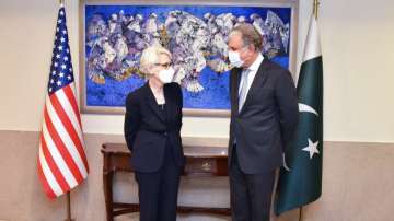 Pakistan's Foreign Minister Shah Mahmood Qureshi meets US Deputy Secretary of State Wendy Sherman in October 
