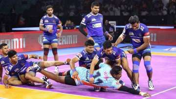 A moment from Bengal Warriors vs Haryana Steelers match in PKL 7
