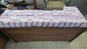 mumbai fake currency seized