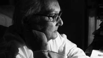 Legendary cartoonist Narayan Debnath passes away, Mamata Banerjee mourns his demise