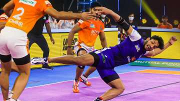A moment from Haryana Steelers vs Puneri Paltan match in PKL 8.