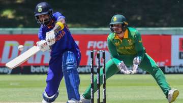 India captan KL Rahul plays sweep shot against South Africa in 2nd ODI
