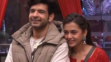 Bigg Boss 15 Jan 18 LIVE: Karan Kundra-Tejasswi Prakash elated after families approve of their relat