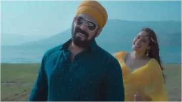 Salman Khan's shares teaser of music video Main Chala, fans hail his look