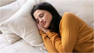 Depriving yourself of sleep? 5 major problems await you