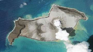 Volcano eruption, Pacific West Coast, tsunami advisory, Tonga, Hawaii, Alaska, US Pacific coast, lat