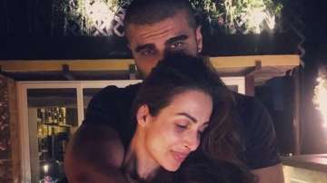 Arjun Kapoor trolls Malaika Arora