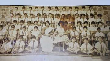 Can you spot Anil Kapoor in his throwback school photograph?