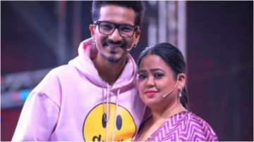 Hunarbaaz: Pregnant Bharti Singh scolded by Harsh Limbachiya for nearly falling on set 