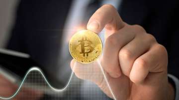 Supreme Court asks Centre to make its stand clear on Bitcoins