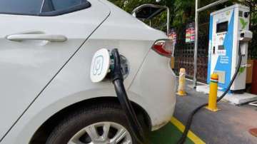 electric vechicles, India EVs, electric cars charging station, EV charging station