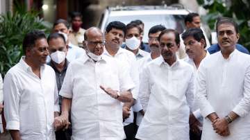 k chandrasekhar rao,kcr,uddhav thackeray,telangana,maharashtra,kcr meets uddhav thackeray,kcr in mum