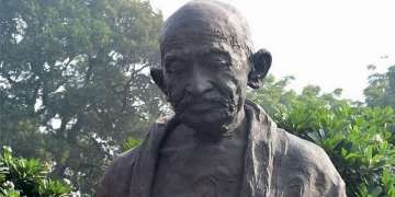 new york, gandhi statue vandalised