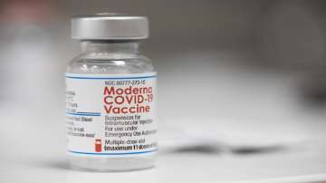 United States, US FDA, FDA full approval to Moderna COVID vaccine, coronavirus pandemic, covid infec