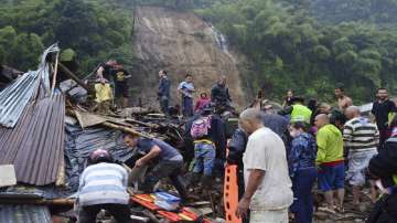 Colombia, Colombia Mudslide, Mudslide death toll, Mudslide injures, heavy rainfall bogota, landslide