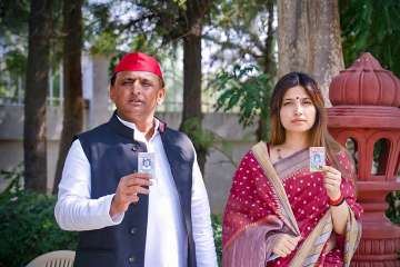 dimple yadav, samajwadi party, mainpuri by-election