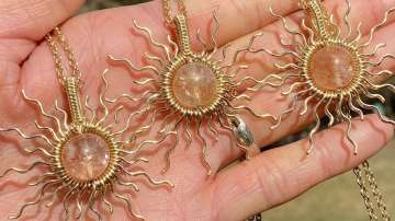 Know benefits of wearing Sunstone