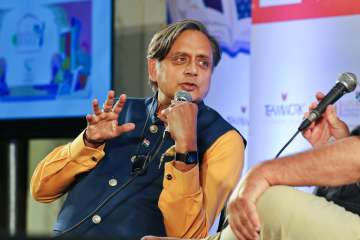 Tharoor steps up his campaign in Congress president elections