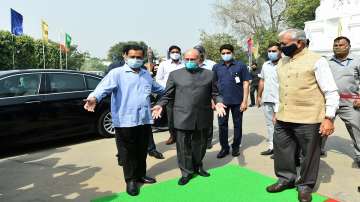 Delhi CM Arvind Kejriwal with Delhi Lieutenant Governor Anil Baijal