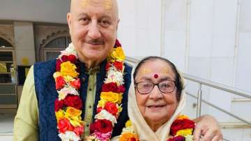 Anupam Kher reveals mother Dulari was 'shaken and silent' after watching The Kashmir Files | See her