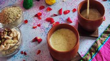 Quick tips to cure Holi hangover