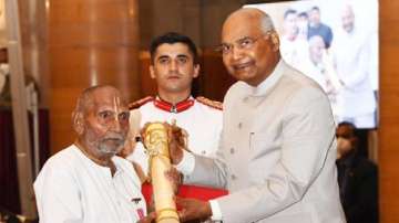 President Kovind presents Padma Shri to Swami Sivananda for Yoga. Dedicating his life for human welfare, he has been serving leprosy-affected people at Puri for the past 50 years. Born in 1896, his healthy & long life has drawn attention of national & international organisations.