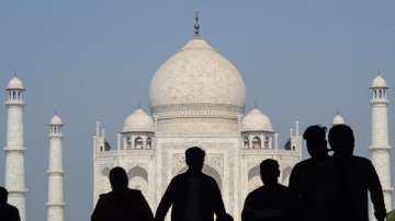 Agra: Two beaten up for raising pro-Pak slogans at Taj Mahal