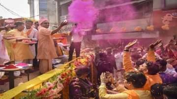 Uttar pradesh chief minister designate Yogi Adityanath, yogi participates in Bhagwan Narsingh Holiko