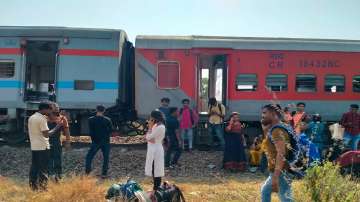 Maharashtra: Few coaches of LTT-Jaynagar train derail near Nashik, relief rushed to spot